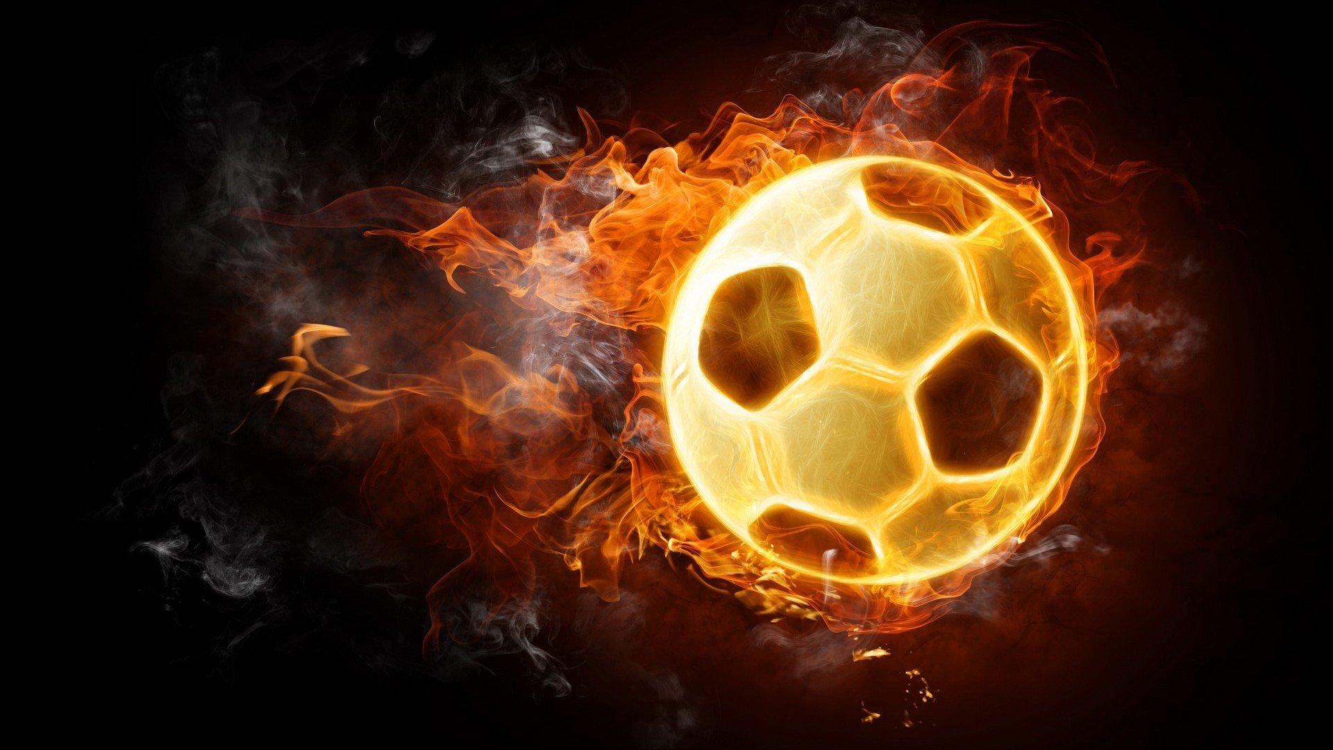 意青少年赛场暴力事件震惊足坛，13岁门将冲突后遭对方家长殴打，涉事少年遭禁赛一年引争议